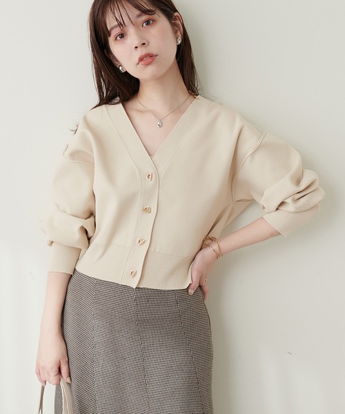 natural couture(ナチュラルクチュール)の「プチプラハトメバー釦カーディガン(カーディガン/ボレロ・レディース・ブラック/グレイッシュベージュ/パープル/モカ/アイボリー/ブルー・FREE)」の7枚目の写真