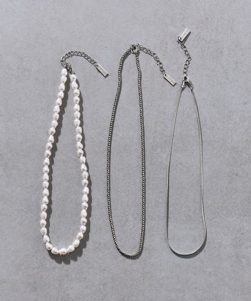 COLONY 2139（コロニートゥーワンスリーナイン）の「パールチェーンレイヤードネックレス（ネックレス・レディース・シルバー・FREE）」の3枚目の写真