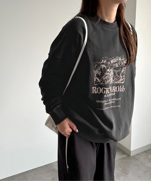 apres jour mignon（アプレジュールミニョン）の「ヴィンテージライクピグメントスウェット【ZOZOTOWN限定アイテム】（スウェット・レディース・カーキ/パープル/ブラック/モカ/ネイビー/ブラック系その他2/グリーン系その他/その他/ブラック系その他・X-LARGE/フリー）」の9枚目の写真