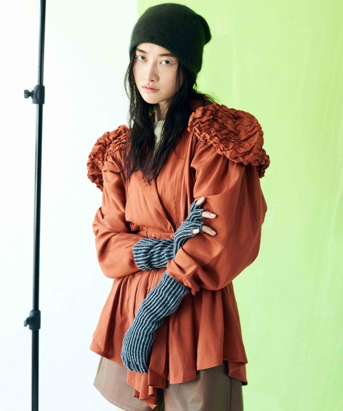 CONTROL FREAK / CTFK(コントロールフリーク)の「CONTROL FREAK(コントロールフリーク)ツートンリブアームウォーマー(アームカバー・レディース・グレー/アイボリー/ブルー・FREE)」の5枚目の写真