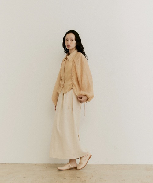 moi tytto（モイテュット）の「ドロストギャザーシアーシャツブラウス（シャツ/ブラウス・レディース・ベージュ/ナチュラル・FREE）」の12枚目の写真