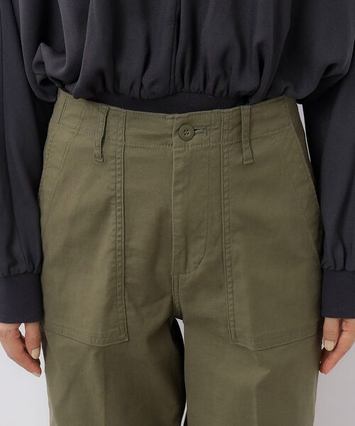 OPAQUE.CLIP（オペークドットクリップ）の「オーガニックコットン混 ベイカーパンツ（その他パンツ・レディース・オフホワイト/ブラック/カーキ・40/38/42/36/34/02/03）」の17枚目の写真