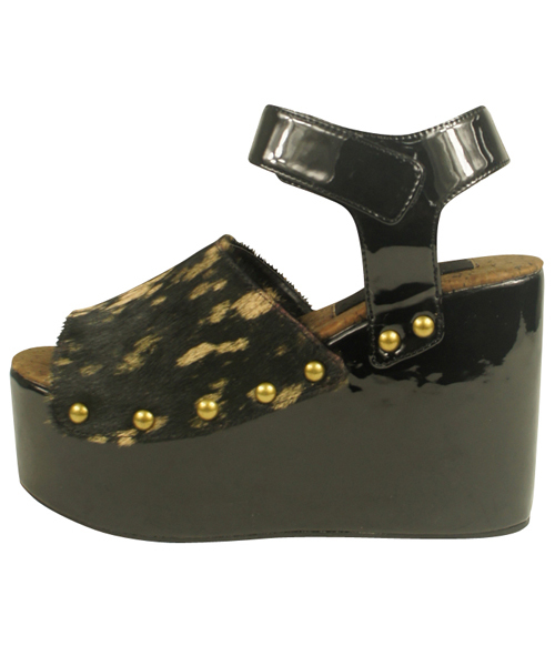 made in HEAVEN（メイドインヘブン）の「HEAVY DUTY PONYS ハラコプラットフォームサンダル（サンダル・レディース・ホワイト/ブラック/ベージュ/その他・22.5/24.5/23.5）」の2枚目の写真