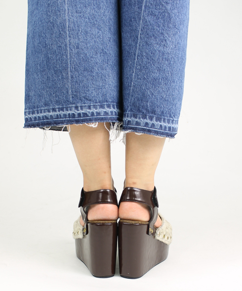 made in HEAVEN（メイドインヘブン）の「HEAVY DUTY PONYS ハラコプラットフォームサンダル（サンダル・レディース・ホワイト/ブラック/ベージュ/その他・22.5/24.5/23.5）」の7枚目の写真