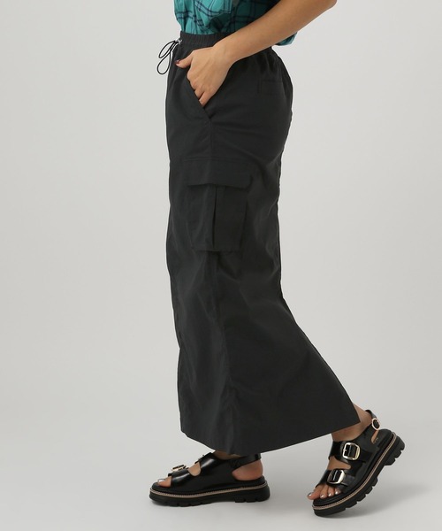 BAYFLOW（ベイフロー）の「[ストレッチ性抜群♪体型カバーもできる]ドロストカーゴスカート（スカート・レディース・ライトグレー/カーキ/ブラック/ブラウン/ライトグレー系・SMALL/X-SMALL/MEDIUM）」の18枚目の写真