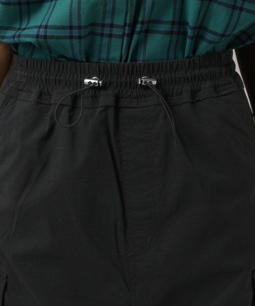 BAYFLOW（ベイフロー）の「[ストレッチ性抜群♪体型カバーもできる]ドロストカーゴスカート（スカート・レディース・ライトグレー/カーキ/ブラック/ブラウン/ライトグレー系・SMALL/X-SMALL/MEDIUM）」の22枚目の写真