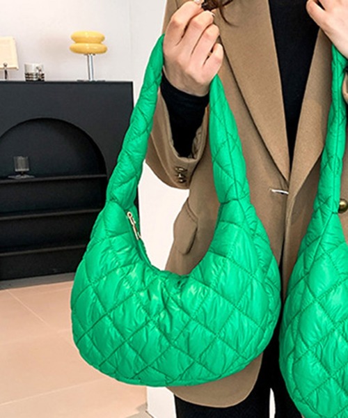 STYLEBLOCK(スタイルブロック)の「キルティングショルダーバッグ(ショルダーバッグ・レディース・ホワイト/グリーン/ブラック/ローズ・FREE)」の3枚目の写真
