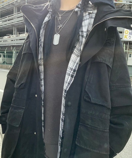 XU（エックスユー）の「ストリートファッション XU エックスユー grunge oversized sweat オーバーサイズ スウェット トレーナー シンプル 無地 長袖トップス 韓国ファッション 韓国ストリート（スウェット・メンズ・ブラック/グレー・ONE SIZE）」の4枚目の写真