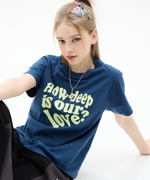 LUVISTRUE(ラヴイズトゥルー)の「DN LUV TEE(Tシャツ/カットソー・レディース・ネイビー/チャコールグレー・FREE)」の1枚目の写真
