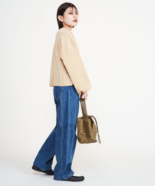 CONVERSE TOKYO（コンバーストウキョウ）の「ONEHANDLE GATHERD DRAWSTRING BAG（ショルダーバッグ・レディース・ブルー/ベージュ/ブラック・FREE）」の5枚目の写真