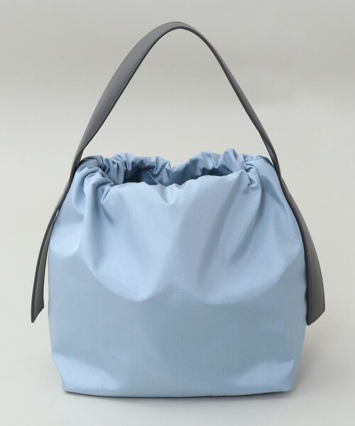 CONVERSE TOKYO（コンバーストウキョウ）の「ONEHANDLE GATHERD DRAWSTRING BAG（ショルダーバッグ・レディース・ブルー/ベージュ/ブラック・FREE）」の9枚目の写真