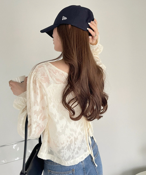 Ada.(エイダ)の「前後2WAY 花柄 シアー ジャガード ボレロ トップス(シャツ/ブラウス・レディース・ブラック/ホワイト/ベージュ・FREE)」の10枚目の写真
