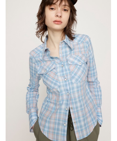 SLY(スライ)の「SHINY LINE CHECK SH シャイニー ライン チェック シャツ(シャツ/ブラウス・レディース・ブルー系その他/ピンク系その他・FREE)」の1枚目の写真