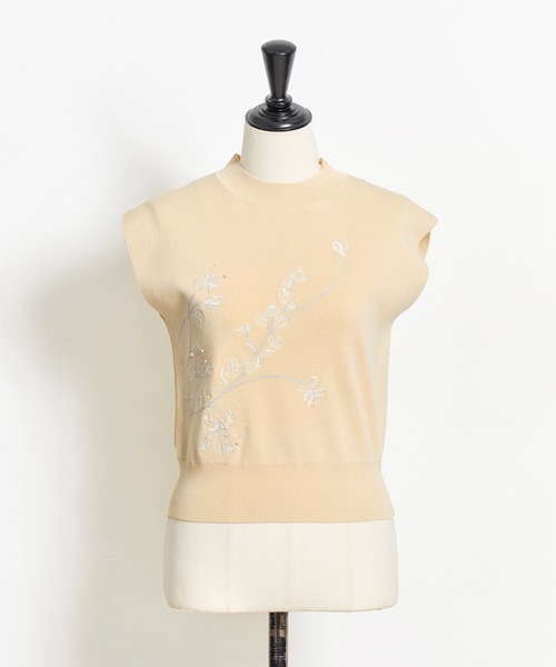 22ss noela カッティング刺繍袖ニット 美品】【最終値下げ】ノエラ Noela カッティング刺繍袖ニット - メルカリ