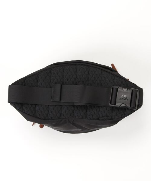 GREGORY(グレゴリー)の「【GREGORY/グレゴリー】テールメイトS ブラック(ボディバッグ/ウエストポーチ・メンズ・その他1・FREE)」の2枚目の写真