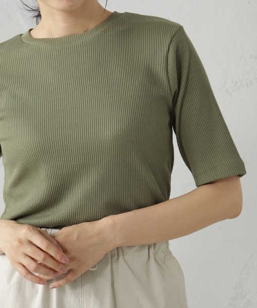 FOUND GOOD(ファウンドグッド)の「すっきりシルエットリブ5分袖Tシャツ(Tシャツ/カットソー・レディース・ブラック/ホワイト系5/グレー系/グリーン系8/オレンジ系5・S/M/L)」の20枚目の写真