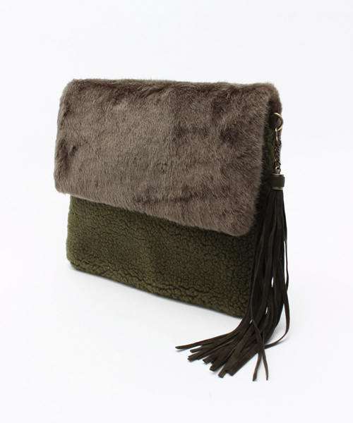 ROSE BUD（ローズバッド）の「(LL ACCESSORIES)フリンジ付きクラッチバッグ（クラッチバッグ・レディース・ライトブラウン/ベージュ/グリーン・ONE SIZE）」の4枚目の写真