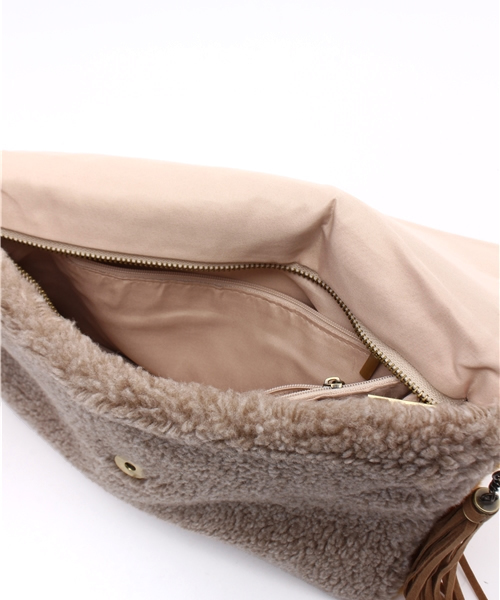ROSE BUD（ローズバッド）の「(LL ACCESSORIES)フリンジ付きクラッチバッグ（クラッチバッグ・レディース・ライトブラウン/ベージュ/グリーン・ONE SIZE）」の7枚目の写真