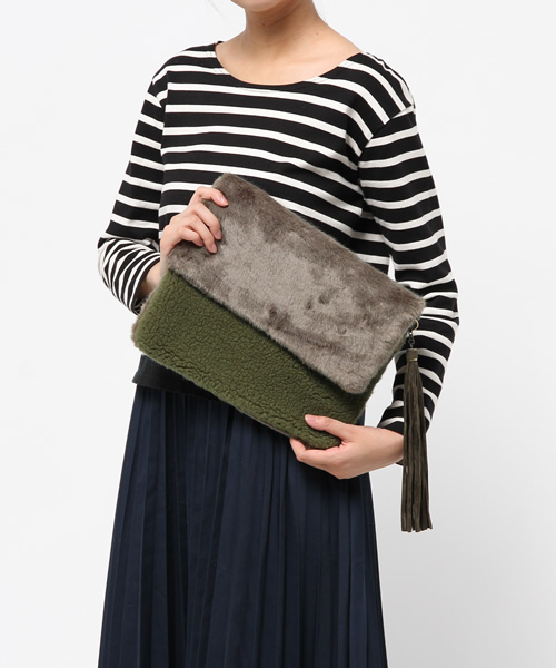 ROSE BUD（ローズバッド）の「(LL ACCESSORIES)フリンジ付きクラッチバッグ（クラッチバッグ・レディース・ライトブラウン/ベージュ/グリーン・ONE SIZE）」の5枚目の写真