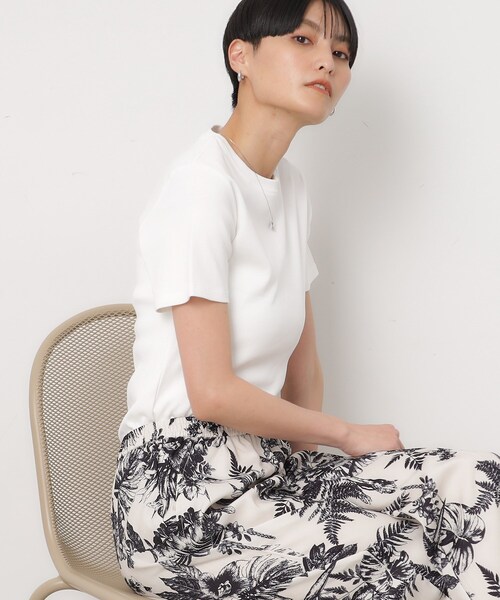 OPAQUE.CLIP（オペークドットクリップ）の「◆フライスコットンベーシックTシャツ（Tシャツ/カットソー・レディース・ブラック/ホワイト/ホワイト系3/ピンク系1/ネイビー・40/38/36）」の6枚目の写真