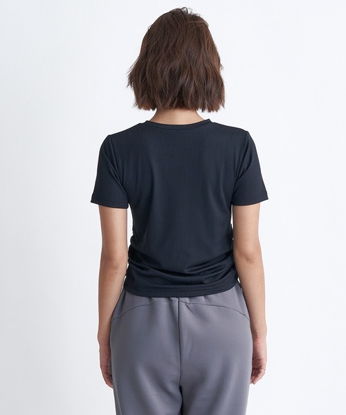 ROXY(ロキシー)の「SUGAR SWEET RIBBON/ロキシーフィットネスウェア半袖Tシャツ(Tシャツ/カットソー・レディース・ホワイト/ブラック/パープル・MEDIUM/LARGE/SMALL)」の9枚目の写真
