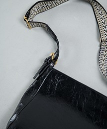 MERLOT | デザインショルダースクエアバッグ(ショルダーバッグ)