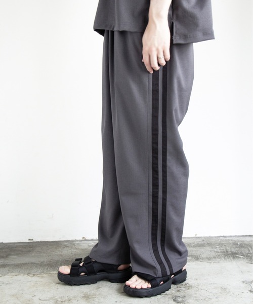 COMMON WARE(コモンウェアー)の「COMMONWARE:リネンライクライン入りイージーパンツ(その他パンツ・メンズ・ブラック/チャコールグレー/グレイッシュベージュ・M/L/XL)」の9枚目の写真