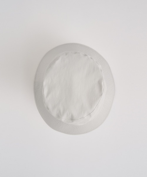 KIJIMA TAKAYUKI（キジマ　タカユキ）の「【KIJIMA TAKAYUKI/キジマタカユキ】別注 リフレッシングマックスバケットハット（クールマックス仕様）（ハット・メンズ・ライトグレー/ブラック/ダークグリーン・3/2）」の5枚目の写真