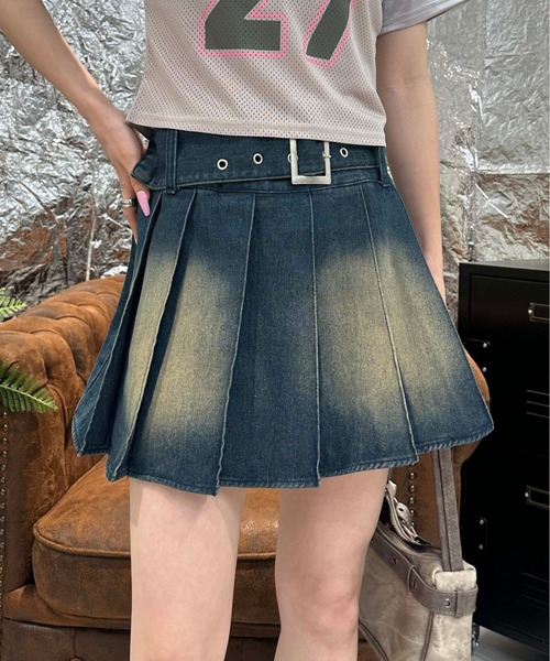 sedacle girl(セダクルガール)の「ベルト付きカコウデニムプリーツスカート(スカート・レディース・ブラック/ブルー・MEDIUM/SMALL)」の2枚目の写真