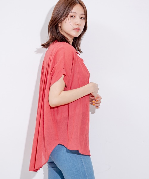 Jayro(ジャイロ)の「麻調シアーネックVギャザーブラウス(シャツ/ブラウス・レディース・レッド/ホワイト系その他/ネイビー・FREE)」の15枚目の写真