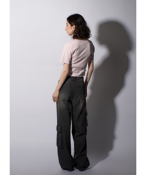 Adoon plain（アドーンプレーン）の「オーバーダイカーゴデニム（デニムパンツ・レディース・ブラック/カーキ・MEDIUM/LARGE）」の7枚目の写真