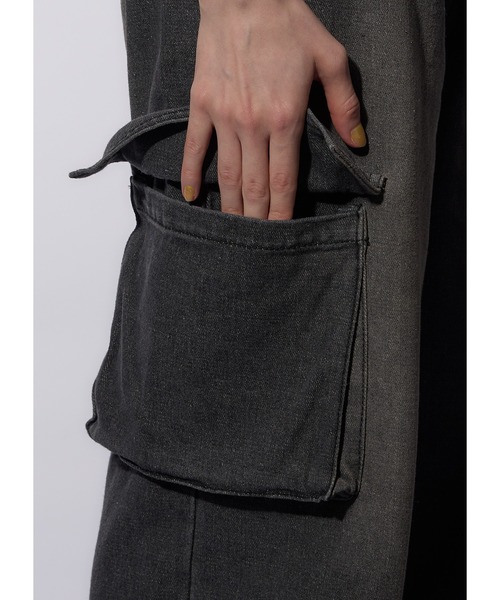 Adoon plain（アドーンプレーン）の「オーバーダイカーゴデニム（デニムパンツ・レディース・ブラック/カーキ・MEDIUM/LARGE）」の15枚目の写真