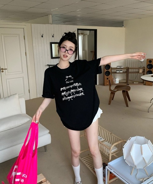 shopnikoniko(ショップニコニコ)の「Tシャツ リボン 半袖 オーバーサイズ プリント ビックTシャツ(Tシャツ/カットソー・レディース・ホワイト/ブラック・フリー)」の11枚目の写真