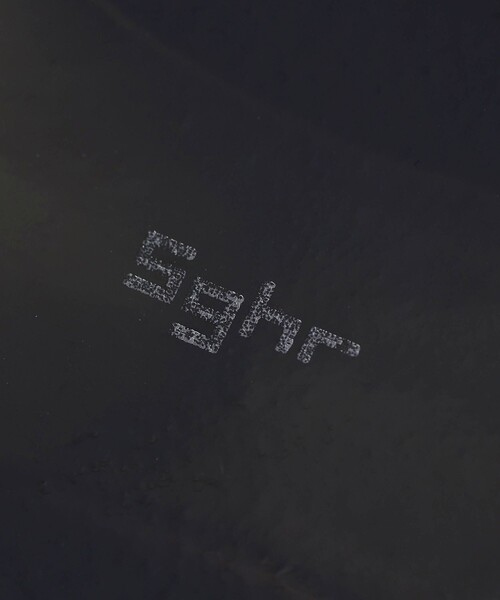 Sghr(スガハラ)の「<Sghr>デンデン フラワーベース(フラワーベース・レディース・ホワイト/ブラック・FREE)」の5枚目の写真