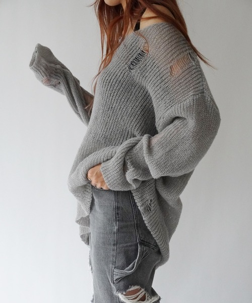 Port(ポート)の「【 antique andico / アンティーク アンディコ 】 ダメージ デザイン オフショル ニット トップス #_(ニット/セーター・レディース・グレー/ピンク・FREE)」の4枚目の写真