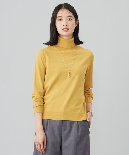 J.PRESS Ladies（J.プレス レディス）の「【ご好評につき新色追加！・WEB限定カラーあり・洗える】PRINCE タートルネック ニット（ニット/セーター・レディース・ホワイト系/ベージュ系1/イエロー系/ブラック系/ダルブルー系/ベージュ系/ライトグレー系/ピンク系/サックスブルー系/ライトイエロー系/ライトグリーン系・SMALL）」の9枚目の写真