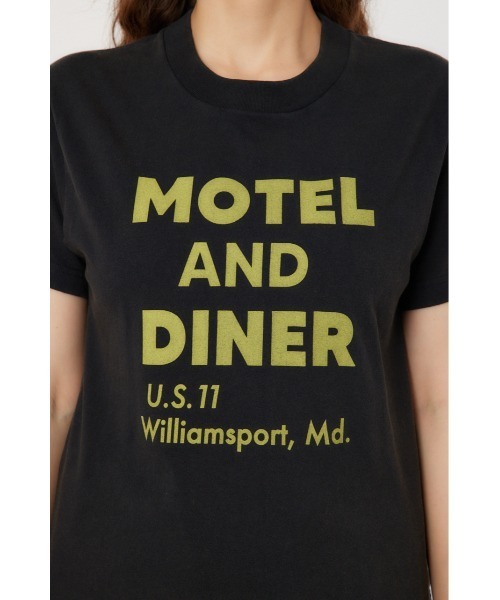 RODEO CROWNS WIDE BOWL(ロデオクラウンズワイドボウル)の「MOTEL AND DINER VINTAGE Tシャツ(Tシャツ/カットソー・レディース・イエロー/レッド/ブラック・FREE)」の22枚目の写真