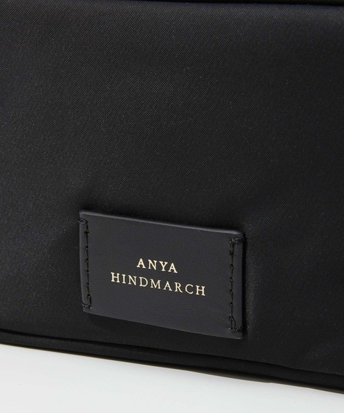 極美品　ANYA HINDMARCHアニヤハインドマーチ　アイズ　ポーチブラック ANYA HINDMARCH（アニヤハインドマーチ）の「ANYA HINDMARCH
