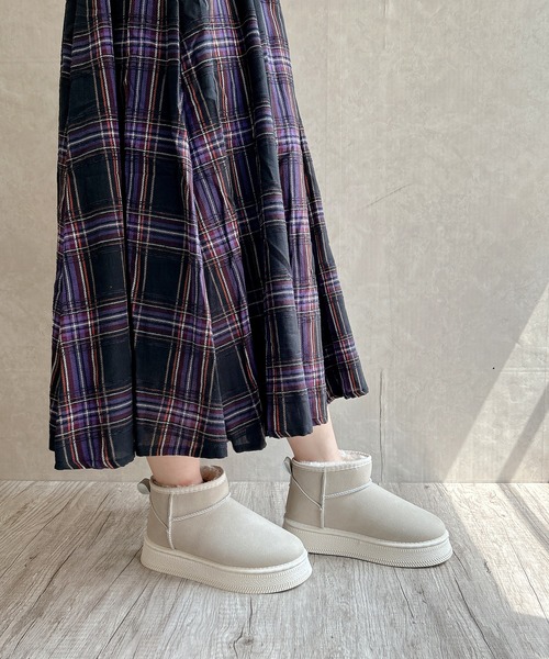 Noubel Voug Relax（ヌーベルヴォーグリラックス）の「厚底 プラットフォーム ミニ丈ムートン風 ショートブーツ（ブーツ・レディース・ブラウン系/ブラック/ベージュ・LL/3L/S/M/L）」の16枚目の写真