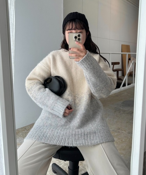 lawgy（ラウジー）の「nuance gradation loose knit / ニュアンスグラデーションルースニット（ニット/セーター・レディース・ブルー/ブラウン/ベージュ・FREE）」の17枚目の写真