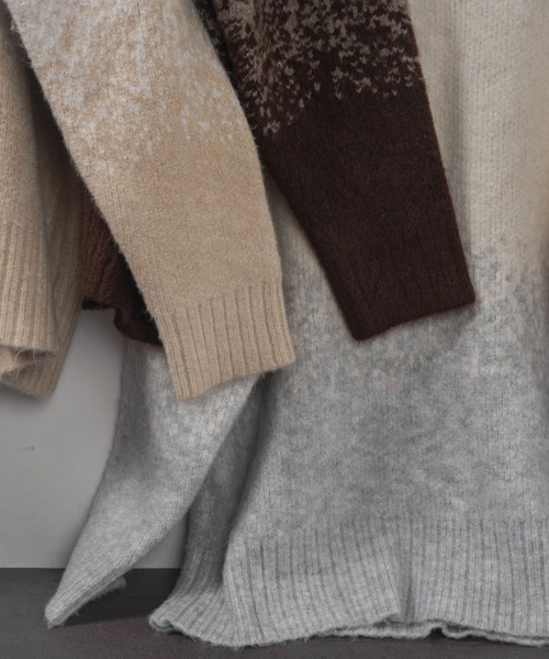 lawgy（ラウジー）の「nuance gradation loose knit / ニュアンスグラデーションルースニット（ニット/セーター・レディース・ブルー/ブラウン/ベージュ・FREE）」の13枚目の写真