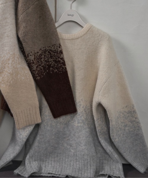 lawgy（ラウジー）の「nuance gradation loose knit / ニュアンスグラデーションルースニット（ニット/セーター・レディース・ブルー/ブラウン/ベージュ・FREE）」の14枚目の写真