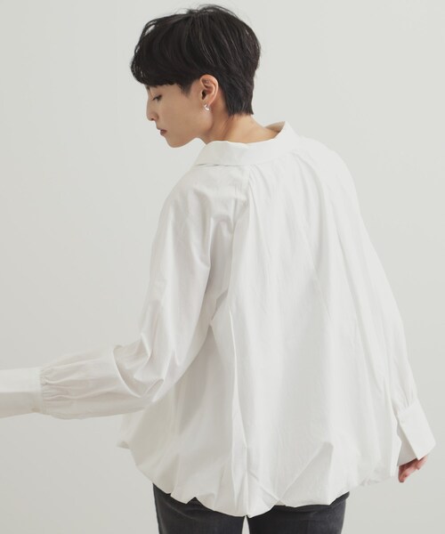 OPAQUE.CLIP（オペークドットクリップ）の「◆裾バルーンスキッパーシャツ【洗濯機洗い可】（シャツ/ブラウス・レディース・ホワイト/パープル/ネイビー・42/38/40）」の21枚目の写真