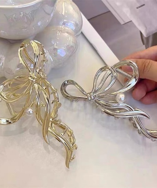 E&C closet…（イーアンドシークローゼット）の「パールリボンヘアクリップ（バレッタ/ヘアクリップ・レディース・シルバー/ゴールド・FREE）」の22枚目の写真