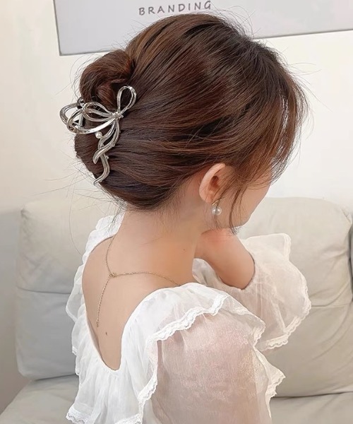 E&C closet…（イーアンドシークローゼット）の「パールリボンヘアクリップ（バレッタ/ヘアクリップ・レディース・シルバー/ゴールド・FREE）」の9枚目の写真