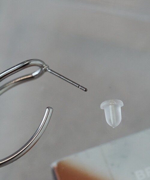 FREAK'S STORE（フリークスストア）の「アシンメトリーピアス（ピアス（両耳用）・レディース・シルバー・ONE SIZE）」の2枚目の写真