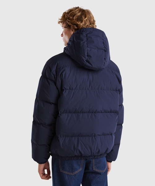 BENETTON (UNITED COLORS OF BENETTON)(ベネトンユナイテッドカラーズオブベネトン)の「【GREEN B】ナイロンフード付き無地ダウンジャケット・コート(ダウンジャケット/コート・メンズ・ブラック/ネイビー・MEDIUM/SMALL)」の9枚目の写真