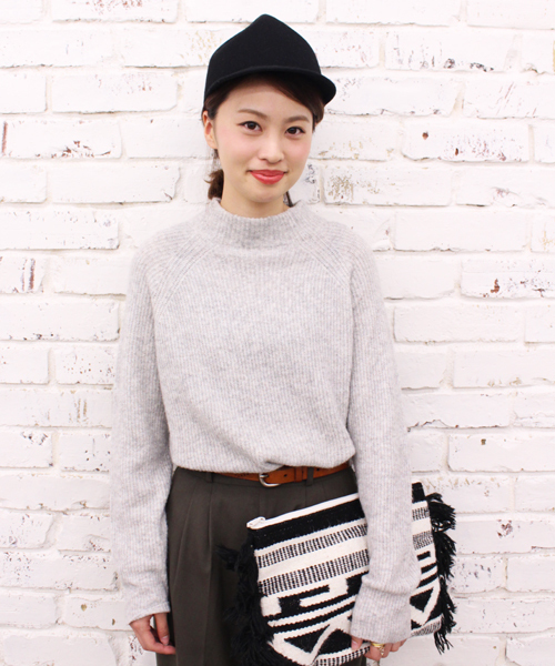 CIAOPANIC（チャオパニック）の「【Ciaopanic】アンゴラPUボトルネックP/O（ニット/セーター・レディース・ホワイト/グレー/ブルー/ネイビー/レッド・FREE）」の3枚目の写真