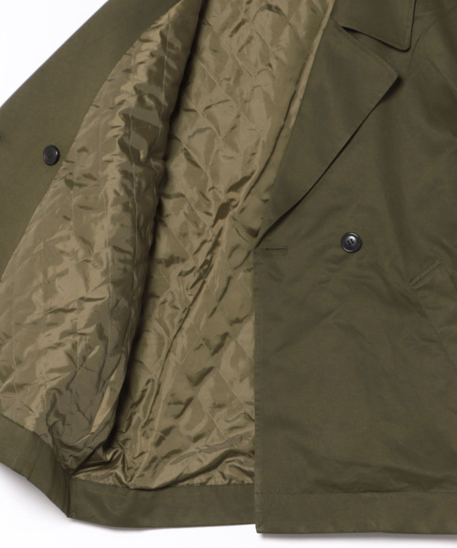 Three Four Time（ｽﾘｰﾌｫｰﾀｲﾑ）の「MA-1スリーブビックカラーハーフコート（MA-1・レディース・カーキ・FREE）」の3枚目の写真