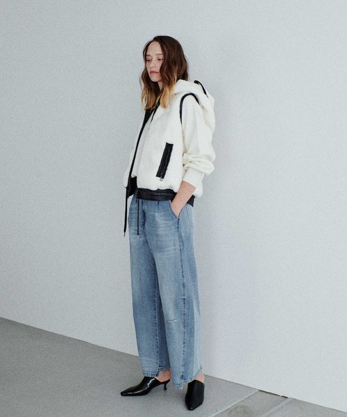 TITE IN THE STORE（ティテ　インザ　ストア）の「B7 ﾎﾞｱﾌｰﾃﾞｨﾀﾞｳﾝﾍﾞｽﾄ（ダウンベスト・レディース・ブラック/オフホワイト・38）」の11枚目の写真